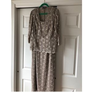 Worn ONCE - 2 piece evening gown